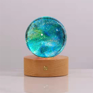 Lampe de table LED en cristal actionnée par USB 3D lune LED Globe coloré veilleuse enfants cadeau de Noël pour les vacances de Noël - Product Image 6