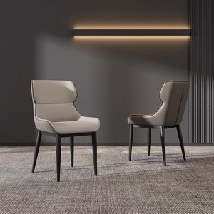 Chaise de salle à manger en cuir minimaliste moderne, rembourrée, haut de gamme, pour salon et salle à manger - Product Image 1