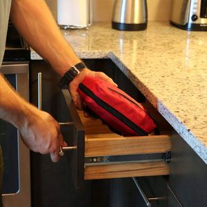 Bolsa de Primeros Auxilios Médica de Emergencia Portátil Personalizada de Fábrica, Estilo Nacional para Senderismo y Viajes - Product Image 4