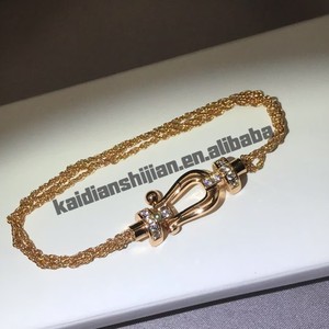 สร้อยข้อมือโซ่รูปเกือกม้าชุบสีเงินสเตอร์ลิงประดับด้วยลูกปัดแบบคลาสสิกของขวัญสำหรับทุกเพศ - Product Image 3