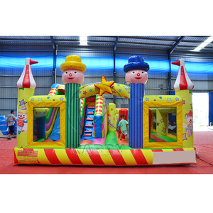 Château gonflable de cirque vibrant avec des tours de personnages joyeux et une décoration étoilée pour <span class=keywords><strong>les</strong></span> enfants, événements de fête en intérieur et en extérieur - Product Image 3