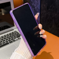 Nouvelle coque de téléphone IMD à texture plume avec lentille à trou de précision pour la série Samsung S26U