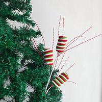 Nouvelles décorations de Noël faites à la main Simulation Macaron couleur sucette crème glacée en peluche insérer ornements suspendus de Noël