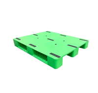 Marchandises de supermarché empilant des palettes nouveau matériel chariot élévateur industriel tapis de stockage étanche à l'humidité pour plate-forme logistique en plastique