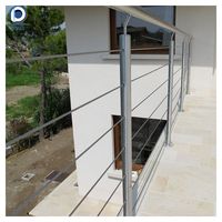 Rampe à câbles moderne sur mesure en acier inoxydable pour escalier, balcon et terrasse