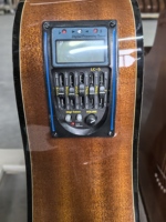 Guitare semi-acoustique professionnelle LC-5 en épicéa massif brillant avec micro égaliseur, 41 pouces, modèle cutaway, livraison directe usine, vente en gros