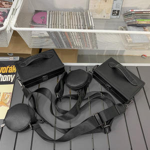 Sac à Bandoulière Sling Mixte <span class=keywords><strong>Rigide</strong></span> en Cuir Noir Mini Format avec Multi-Pochettes, Vente en Gros, 2024 - Product Image 2