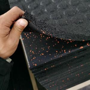 Tappetino in Gomma EPDM Colorato Spesso 15mm per Palestra, Resistente all'Usura, Antiscivolo, Pavimentazione Commerciale per Palestra Marca <span class=keywords><strong>UDINE</strong></span> - Product Image 3