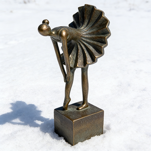 Figurine élégante de ballerine en résine, statue de danseuse abstraite, sculpture moderne pour la décoration de la maison ou du bureau - Product Image 2