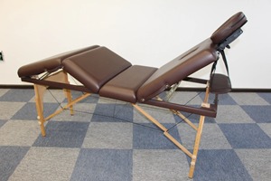 <span class=keywords><strong>Table</strong></span> <span class=keywords><strong>de</strong></span> <span class=keywords><strong>Massage</strong></span> en bois réglable à quatre plis Portable pliant <span class=keywords><strong>haut</strong></span> <span class=keywords><strong>de</strong></span> <span class=keywords><strong>gamme</strong></span> lit <span class=keywords><strong>de</strong></span> cils <span class=keywords><strong>Table</strong></span> <span class=keywords><strong>de</strong></span> <span class=keywords><strong>Massage</strong></span> du visage - Product Image 2