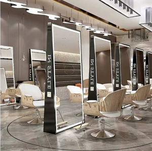 Miroir de salon pleine longueur sur pied avec cadre doré pour salon de coiffure et beauté - Product Image 5