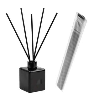 Varillas Difusoras de Fibra de Terileno de 3 mm y 4 mm, Negras y Blancas, con Botella de Perfume Aromático - Product Image 4