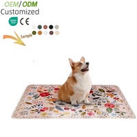 Premium Rutschfeste Waschbare Haustier-Unterlagen Wasserdichte Wiederverwendbare Hundebox-Matten Multifunktionale Gesteppte Sofaschoner für Hunde und Katzen