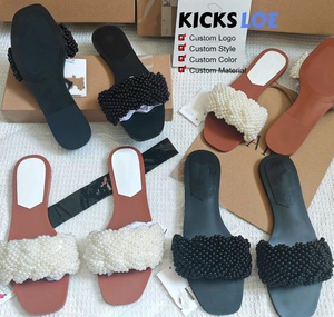 Nuovi <span class=keywords><strong>Sandali</strong></span> Estivi da <span class=keywords><strong>Donna</strong></span> con Perle Artificiali, Punta Quadrata alla <span class=keywords><strong>Moda</strong></span> e Cinturino Singolo, Suola Piatta - Product Image 1