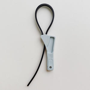 Outil multifonctionnel Lixin Tools de 4 pouces, clé à sangle réglable, ouvre-bouteille en plastique, outil pour filtre automobile - Product Image 2