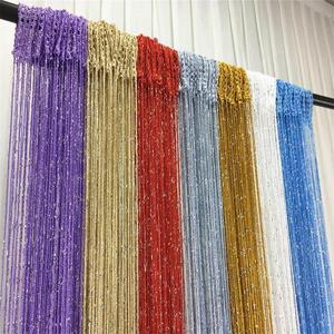 SHJY SHJY-L205 Élégant panneau mural rideau <span class=keywords><strong>de</strong></span> porte 1x2m en polyester scintillant pour usage intérieur, avec franges, pour <span class=keywords><strong>décoration</strong></span> <span class=keywords><strong>de</strong></span> plafond <span class=keywords><strong>de</strong></span> banquet et <span class=keywords><strong>de</strong></span> mariage - Product Image 3