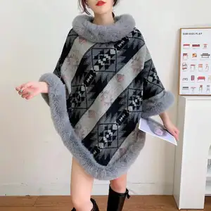 6 colores nueva ropa de calle suelta impresa Poncho capa invierno terciopelo cálido cuello redondo de imitación piel de conejo mujeres pulóver chal abrigo