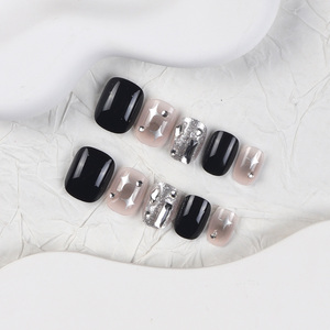 Venta al por mayor <span class=keywords><strong>de</strong></span> 24 piezas ABS French Dot Diamond Juego <span class=keywords><strong>de</strong></span> <span class=keywords><strong>uñas</strong></span> postizas <span class=keywords><strong>Diseño</strong></span> <span class=keywords><strong>de</strong></span> salto colorido <span class=keywords><strong>Uñas</strong></span> a presión personalizadas Precio directo <span class=keywords><strong>de</strong></span> fábrica - Product Image 2