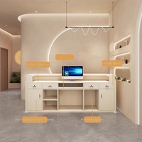 Comptoir de réception en bois de luxe moderne de haute qualité avec logo personnalisé pour institut de beauté, salon esthétique, boutique de détail, hôtel, hôpital