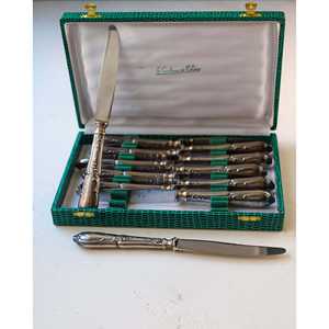 Set Mirellas di 12 coltelli da dessert francesi ed eleganti coltelli da tavola con scatola portaoggetti - Product Image 3