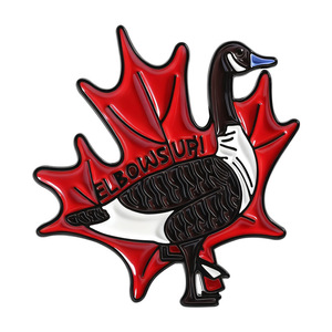 Badges en métal émaillé personnalisés style <span class=keywords><strong>Canada</strong></span> <span class=keywords><strong>Goose</strong></span>, épingles en étain noires et rouges pour veste, pour enfants, personnalisation OEM en usine - Product Image 3