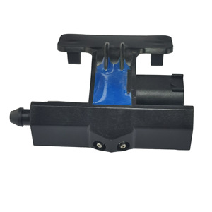 หัวฉีดน้ำล้างกระจกหน้ารถเมอร์เซเดส-เบนซ์ ML-Class W164 รุ่น 1648600347 แบบกลไก ทำจากพลาสติก - Product Image 1