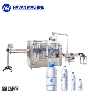 Eau minérale en bouteille eau potable fabricant vente directe machine de remplissage de liquide entièrement automatique trois en un