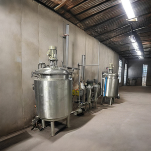 Cuve de mélange de liquides en acier inoxydable 500L avec système de chauffage et agitateur vertical SUS304, moteur AC 380V 4kW - Product Image 5