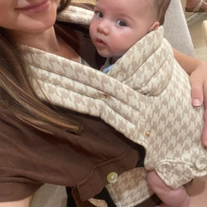 Porte-bébé personnalisé certifié CPC, sling et écharpe ergonomiques pliables, sac à bandoulière avec capacité de charge de 20 kg pour les bébés de 0 à 3 ans - Product Image 3