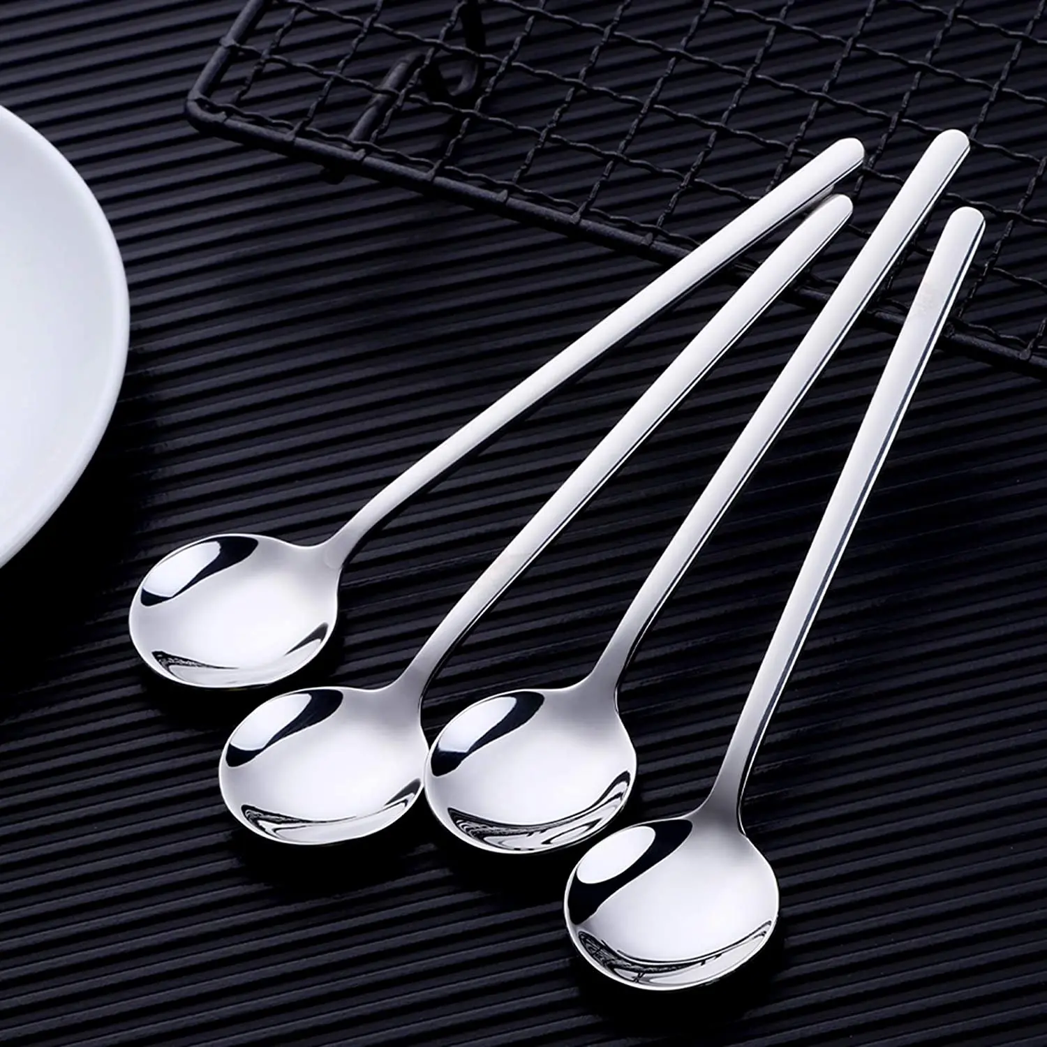 Cucharas de acero inoxidable Creative Fashional Colorful Cute Ice Scoop Stirring Mini Small Long Hand Tea Postre cuchara Cuchara de café