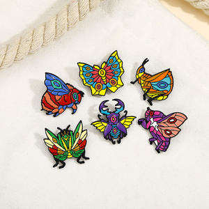 カラフルな蝶エナメルピンラペルブローチバッジ金メッキ3000 + - Product Image 3