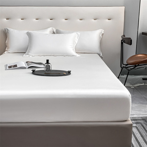 ชุดเครื่องนอนโรงแรม Alenhome <span class=keywords><strong>Twiggy</strong></span> ผ้าซาตินคอตตอน 100% พร้อมปลอกหมอน 3 ชิ้น ปักลายคุณภาพสูง รับผลิตแบบ OEM ODM - Product Image 1