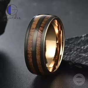 Gentdes gioielli vendite calde 8mm cupola in legno di noce spazzolato intarsio da uomo in oro rosa anello di tungsteno Comfort adatto per fede nuziale - Product Image 3
