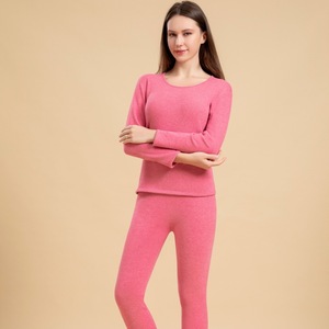 Nouvelle <span class=keywords><strong>sous</strong></span>-vêtement chaude pour <span class=keywords><strong>homme</strong></span> avec velours épais et <span class=keywords><strong>grande</strong></span> <span class=keywords><strong>taille</strong></span> pour femme, ensemble chaud vêtements et pantalon pour l'automne - Product Image 4
