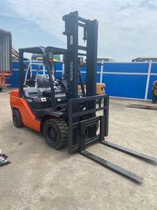 Chariot élévateur d'occasion Toyota en bon état à mât élevé moteur diesel 3 tonnes 62-8fd30 prix bon marché - Product Image 5