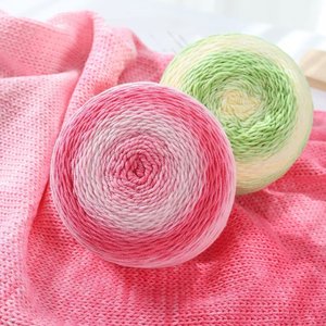 Fil de <span class=keywords><strong>coton</strong></span> laitier 5 brins 200g anti-boulochage teint en dégradé, <span class=keywords><strong>pelote</strong></span> tricotée à la main, kit de matériel DIY pour crochet, vente en gros fabricant - Product Image 2