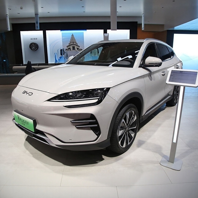 2025 BYD Song PLUS EV Luxury 520km Long-Range Electric SUV Advanced Features Hybrid Fuel Left Steering Lithium Battery Single
