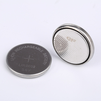 Prix de gros emballage en vrac 3.6V LIR2032 pile bouton rechargeable Li-ion pile bouton batterie LIR 2032