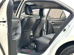 โตโยต้า โคโรลล่า ปี 2019 เครื่องยนต์คู่ <span class=keywords><strong>E</strong></span>+ <span class=keywords><strong>1.8</strong></span> รุ่นหรู <span class=keywords><strong>CVT</strong></span>, รถซีดานไฮบริดมือสอง, เทคโนโลยี PHEV แบบเสียบปลั๊ก & ชุดแต่งหรู - Product Image 6