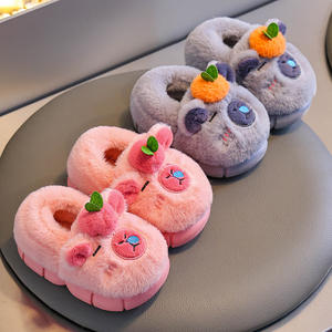 Chaussures décontractées d'hiver pour bébés, garçons et filles, pantoufles d'intérieur chaudes et antidérapantes en coton à bout fermé pour les tout-petits - Product Image 3