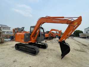 Excavatrice sur chenilles Hitachi ZX70 d'occasion, 7 tonnes, d'origine japonaise, mini-excavatrice ZX70 avec cabine climatisée en stock - Product Image 2