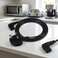 UK 3A Sicherungsstecker auf L-förmigen C7 Stromkabel, 90-Grad-Winkel Figur-8-Kabel 1,5M für TV
