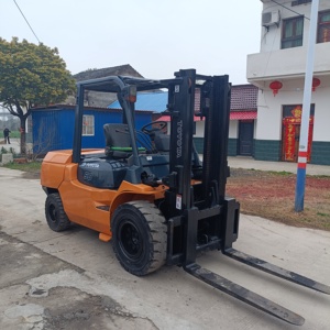 Hot Selling Used Toyota 50 Diesel <b>Forklift</b> Second-Hand <b>Forklift</b> Original Hot Selling Toyota 5T <b>Forklift</b> - Product Image 4