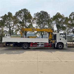 מכירה הטובה ביותר 1 סוזו 4*2 מנוף משאית רכוב עגור עם 8 טון 10 טון ישר פרוע משאית למכירה - Product Image 3