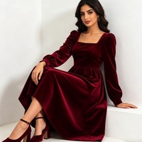 Robes de Soirée Formelles Midi pour Femmes, en Velours Bordeaux, Col Carré, Manches Longues Bouffantes, Taille Empire, Coupe Trapèze, Modestes, Vente en Gros
