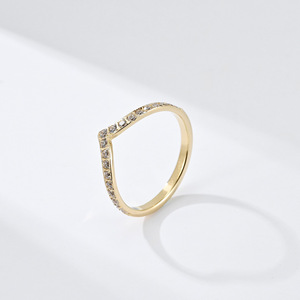 Anillo de Diamantes con Corte Corazón, Chapado en Oro, Joyería de Boda para Mujer, Uso Diario, Anillo Apilable para el Dedo Muñeco - Product Image 3