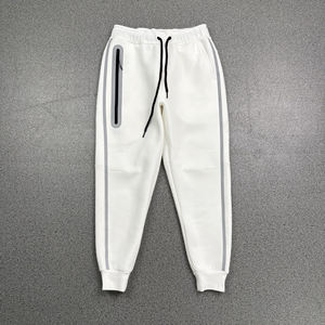 Conjunto Deportivo Reflectante con Chaqueta de Manga Larga con Cremallera y Pantalones Deportivos Acampanados, Diseño a Rayas con Combinación de Colores y Tecnología de Felpa - Product Image 5