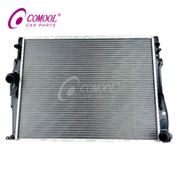 Radiateur de refroidissement du moteur COMOOL 17117562079 pour BMW Série 1 Série 3 X1 Z4 E81 E82 E84 E87 E88 E89 E90 E91 E92 E93 Radiateur en aluminium