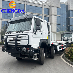Camión de Plataforma Plana Sinotruk de 4 Ejes y 60 Toneladas, 430HP, 8*4, para Transporte de Maquinaria Pesada - Product Image 3