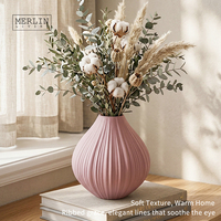 Merlin Living Lot de Mini Vases Nordiques Abordables pour Décoration d'Intérieur, Petits Vases Bourgeons Côtelés Colorés en Céramique et Porcelaine